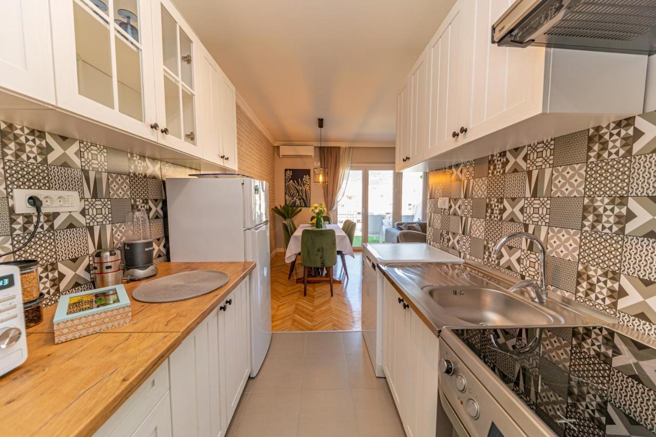 City Center De Lux Apartment Бар Экстерьер фото