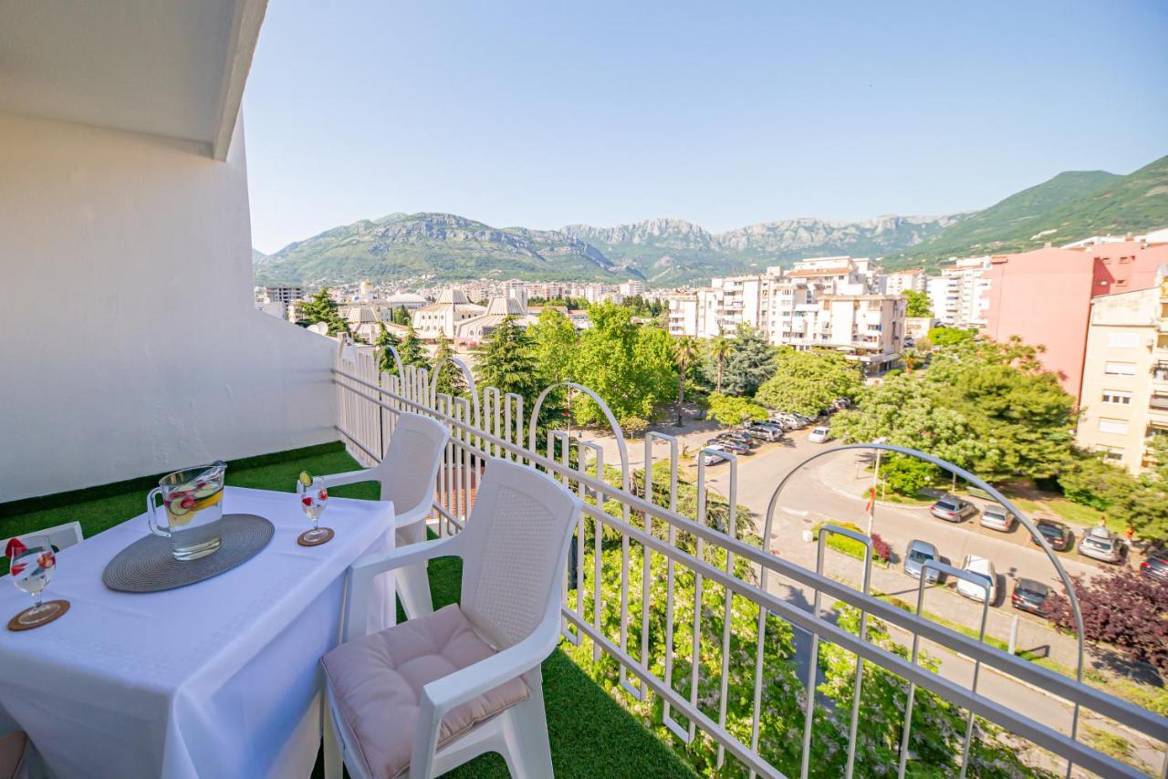 City Center De Lux Apartment Бар Экстерьер фото